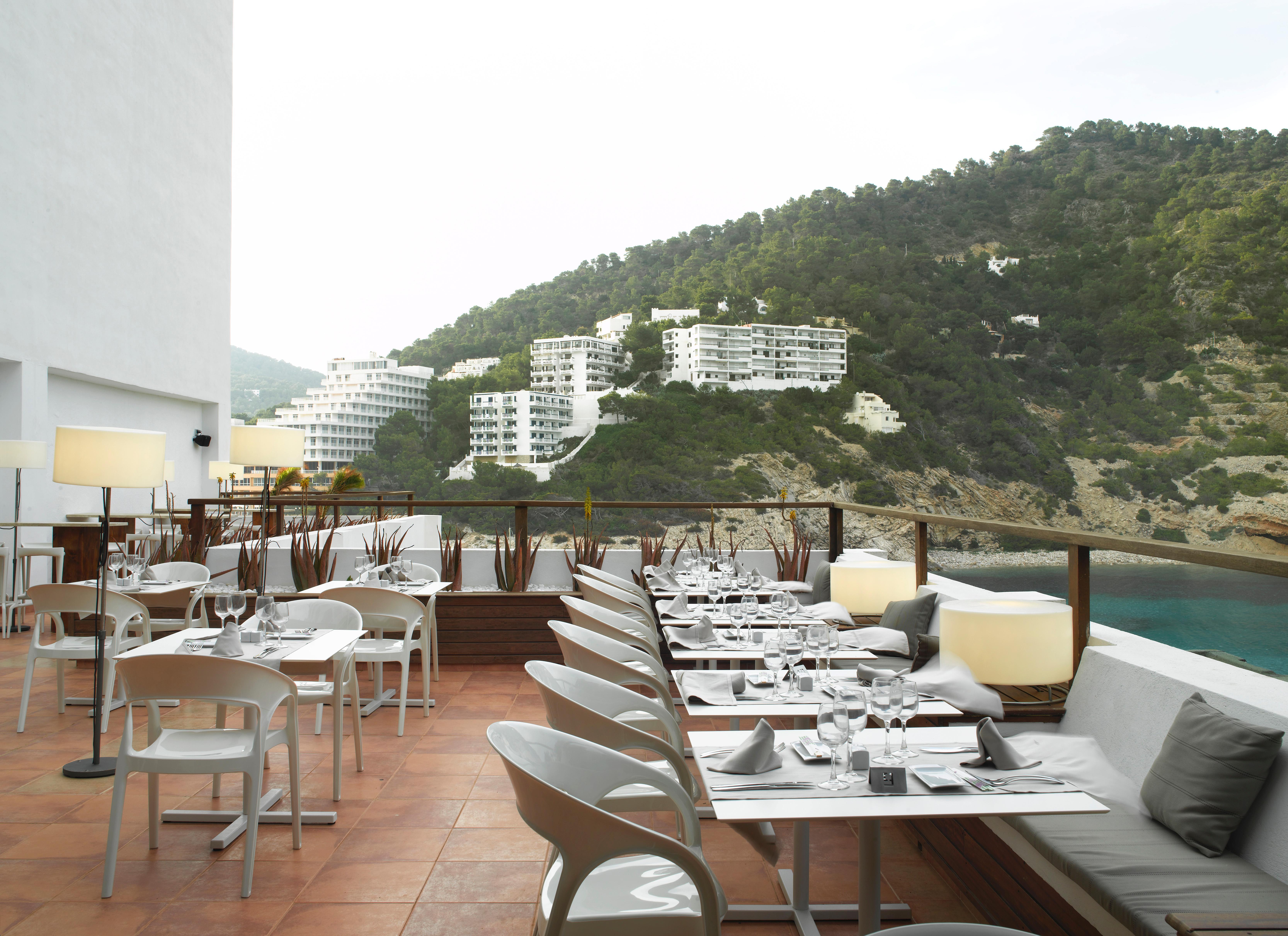 Palladium Hotel Cala Llonga - Adults Only Eksteriør billede