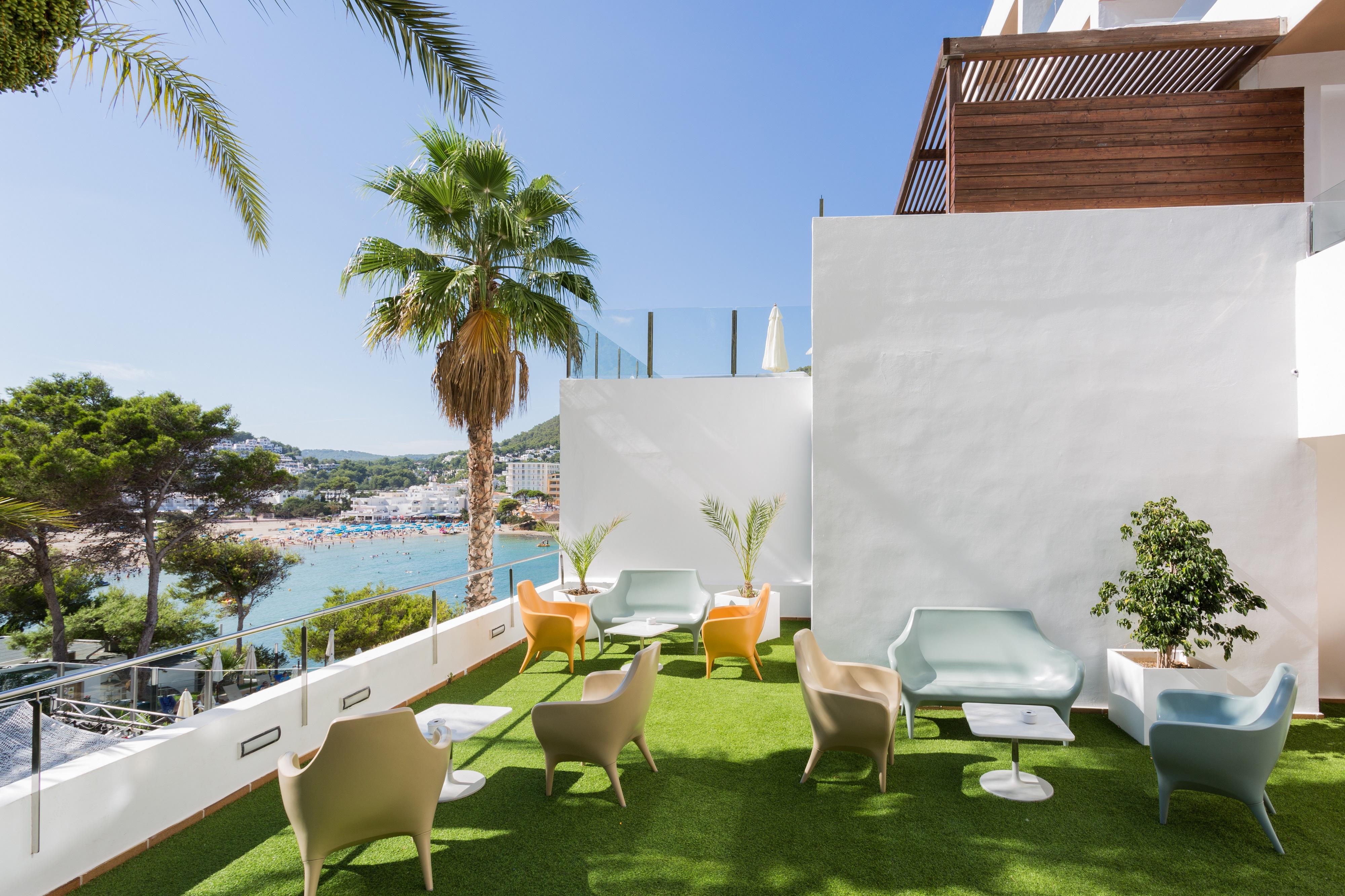 Palladium Hotel Cala Llonga - Adults Only Eksteriør billede