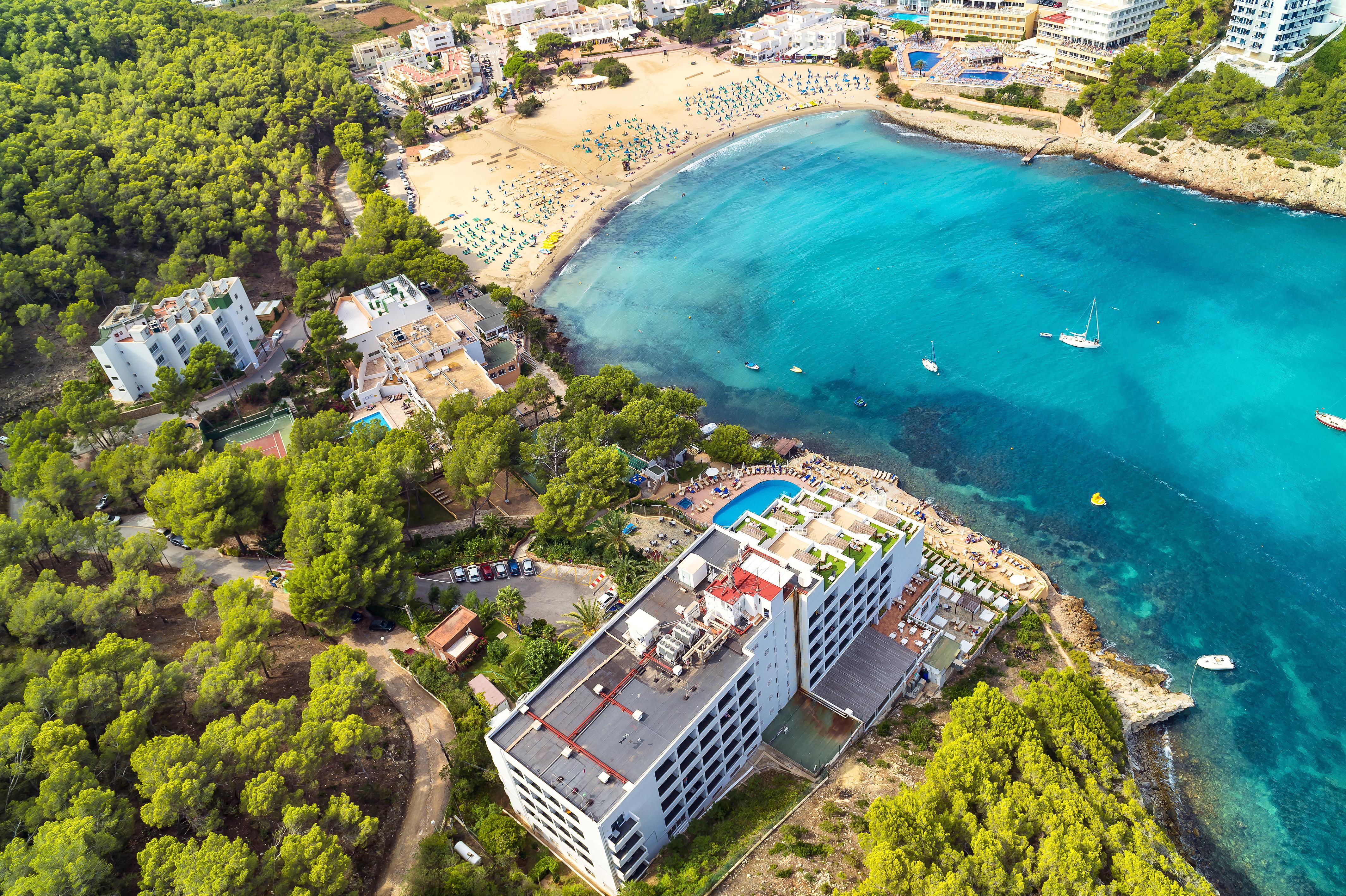 Palladium Hotel Cala Llonga - Adults Only Eksteriør billede